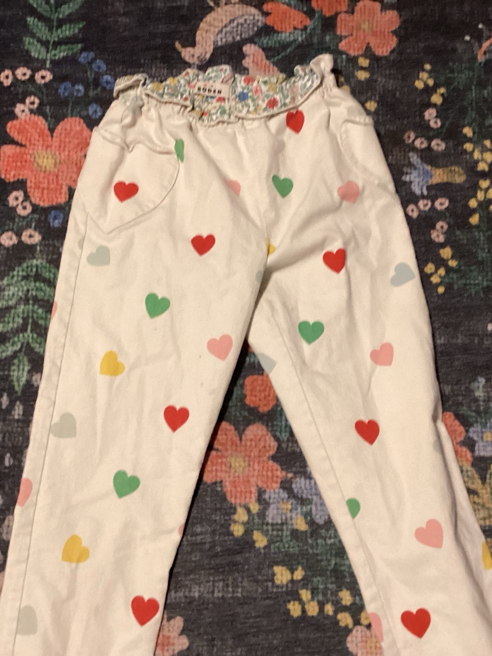 Mini Boden White Heart-Print Jean Bottoms